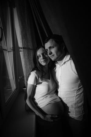 Photo - papa et femme enceinte - 33-34 semaines de grossesse
