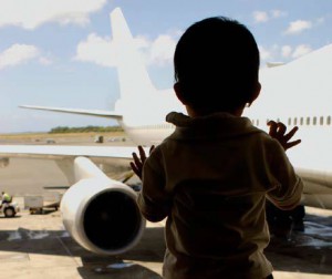 Photo - bébé prend l'avion