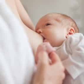 Allaitement - bébé au sein